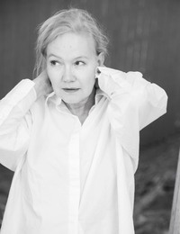 Person i vit skjorta.