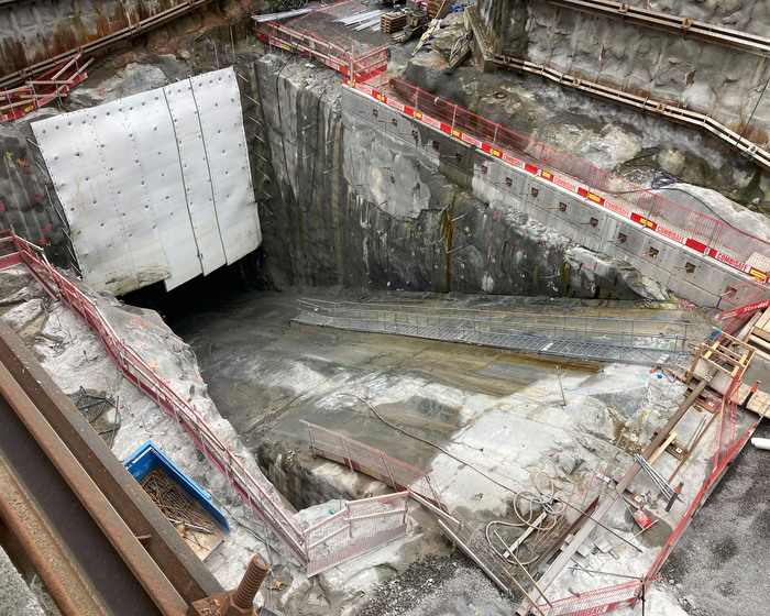 Rulltrappsschakt norra biljetthallen